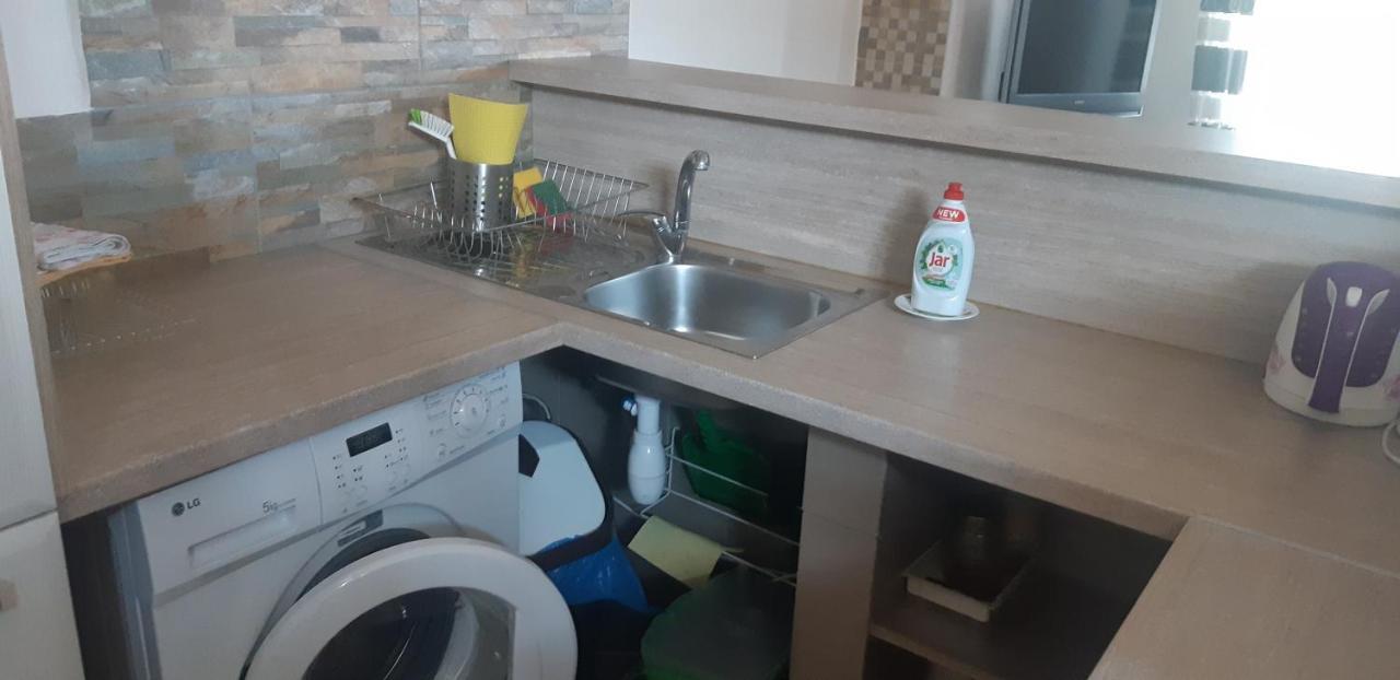 Apartman Yvet Sucany 外观 照片
