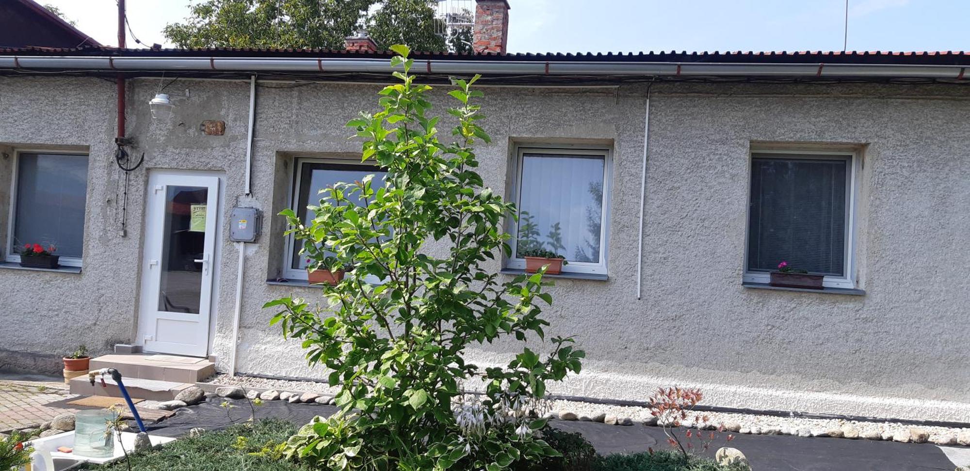 Apartman Yvet Sucany 外观 照片
