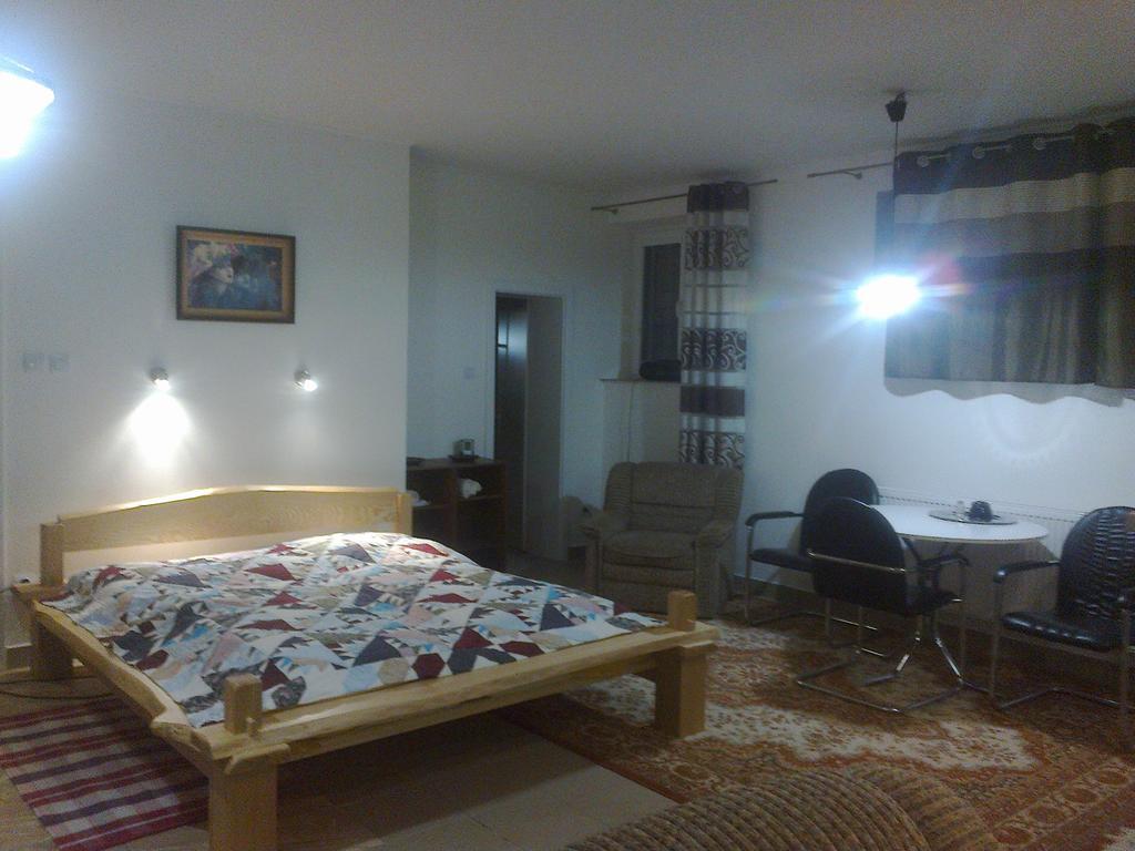 Apartman Yvet Sucany 外观 照片