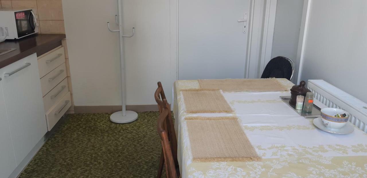 Apartman Yvet Sucany 外观 照片